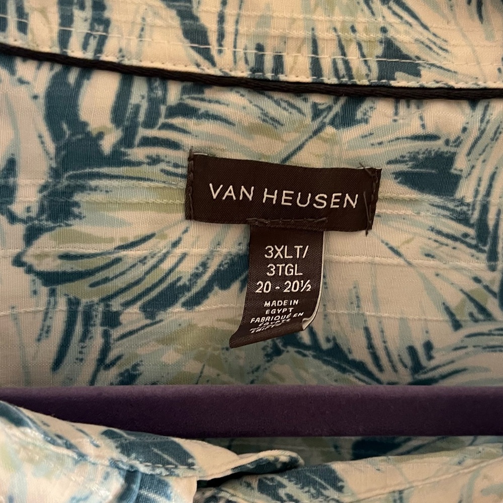 Van Heusen Button Down - image 3